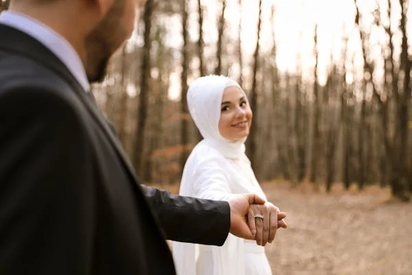 muslim couple outdoor photoshoot