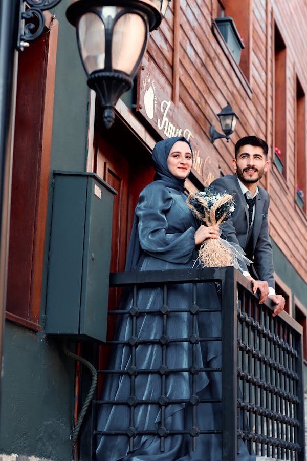 muslim couple outdoor photoshoot