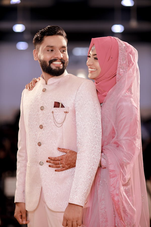 muslim couple indoor photoshoot